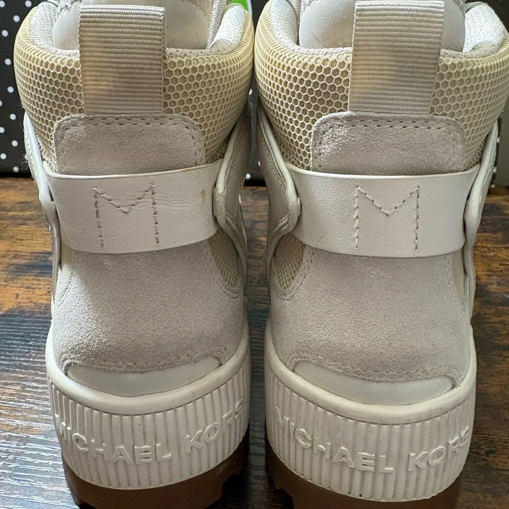 Michael Kors Women's Cream Hiking Boots - Picture 5 of 11